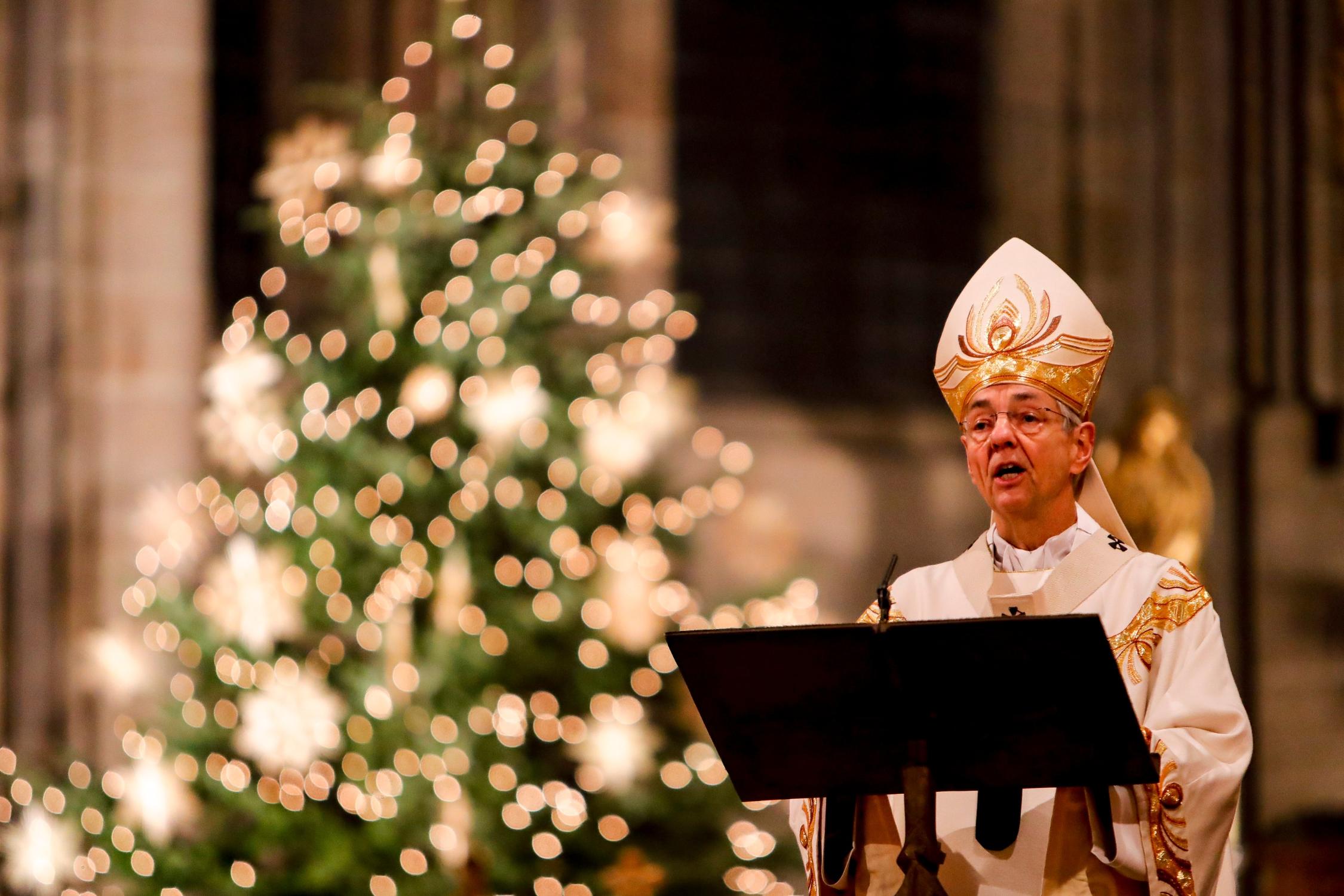 Erzbischof Ludwig Schick Erzbischof Schick Christmette