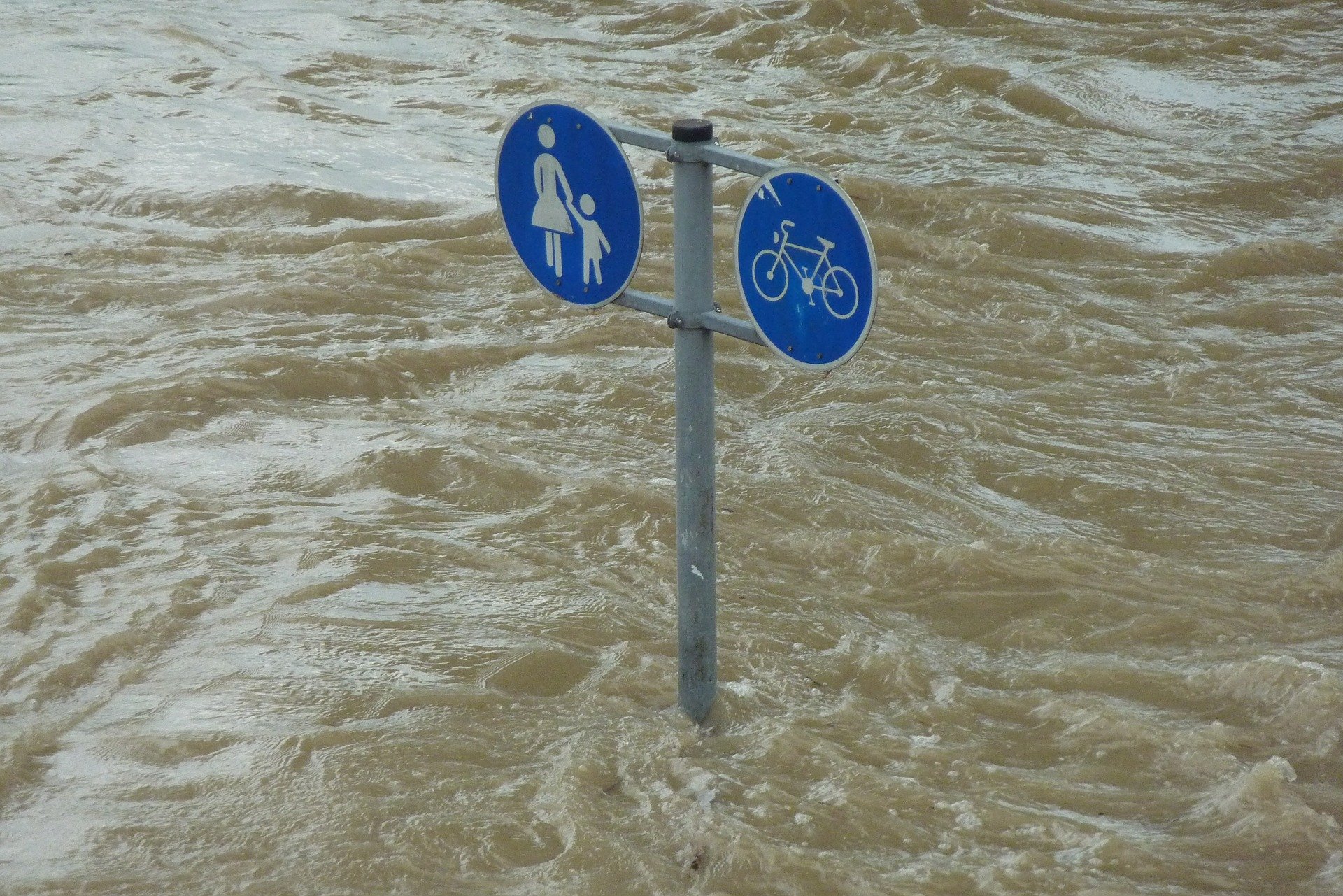 Hilfe für Hochwasseropfer Hochwasser