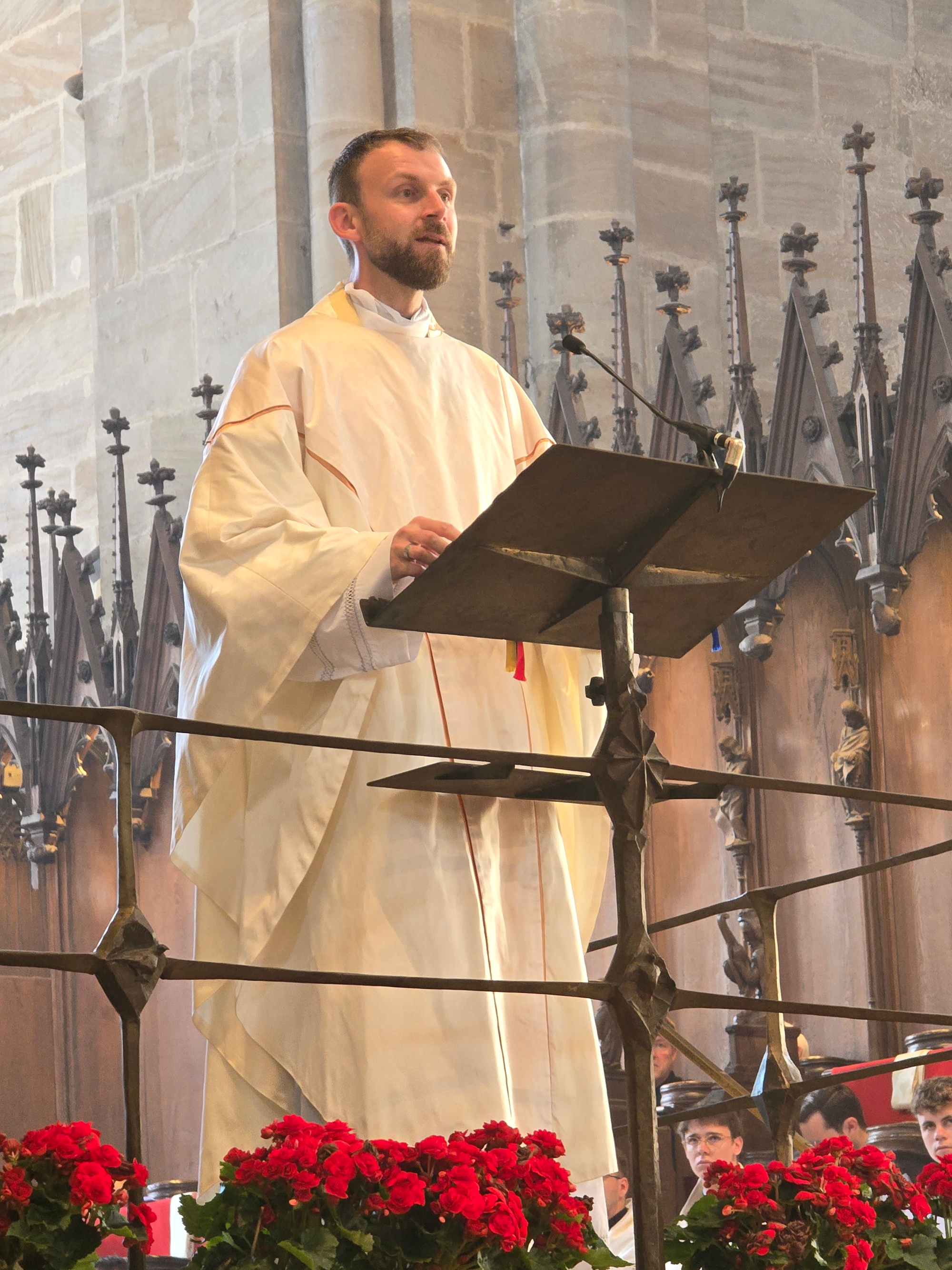 Marco Weis wurde im Bamberger Dom von Erzbischof Herwig Gössl zum Priester geweiht Priesterweihe Marco Weis